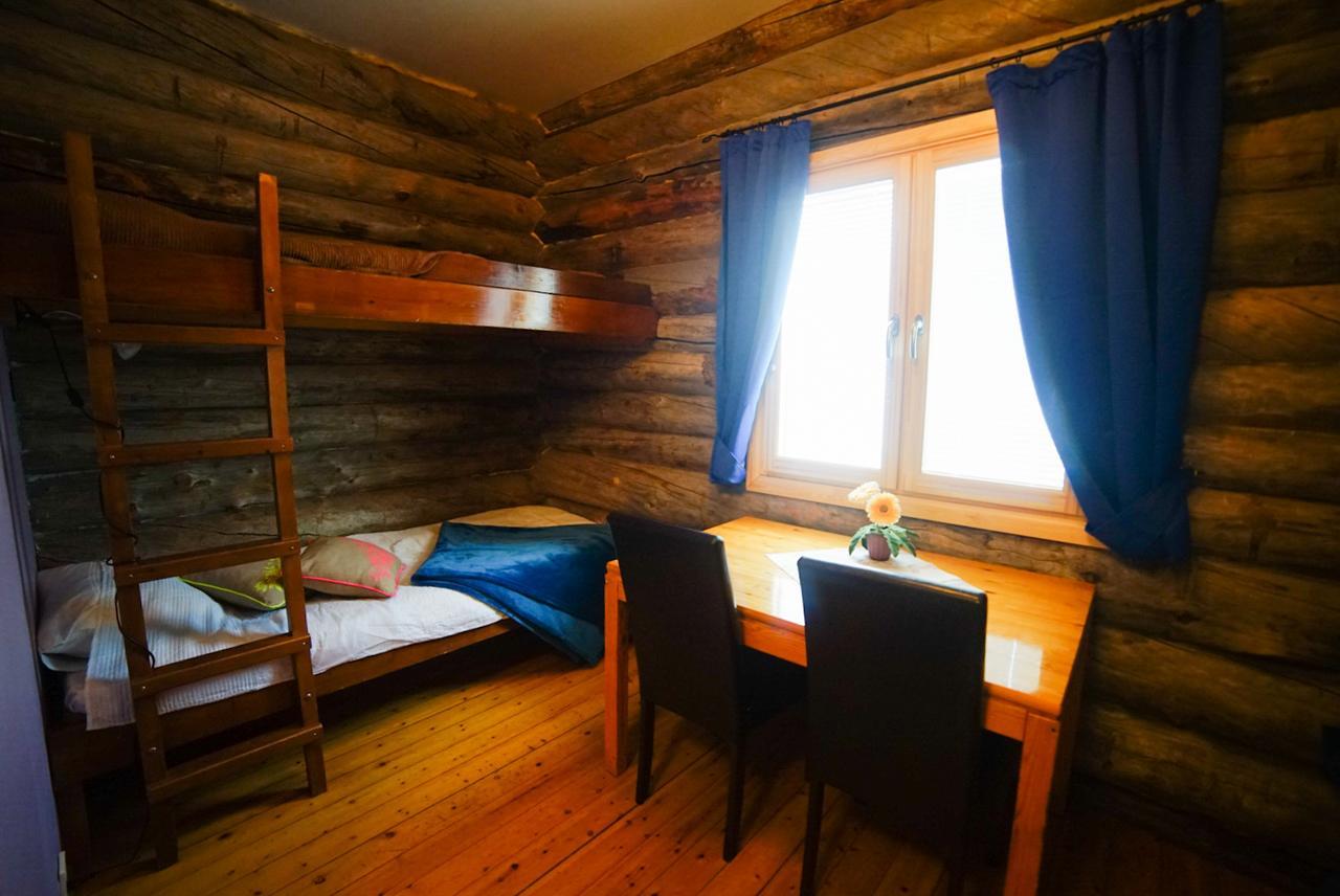 Bed and Breakfast Neljaen Tuulen Tupa Кааманен Экстерьер фото
