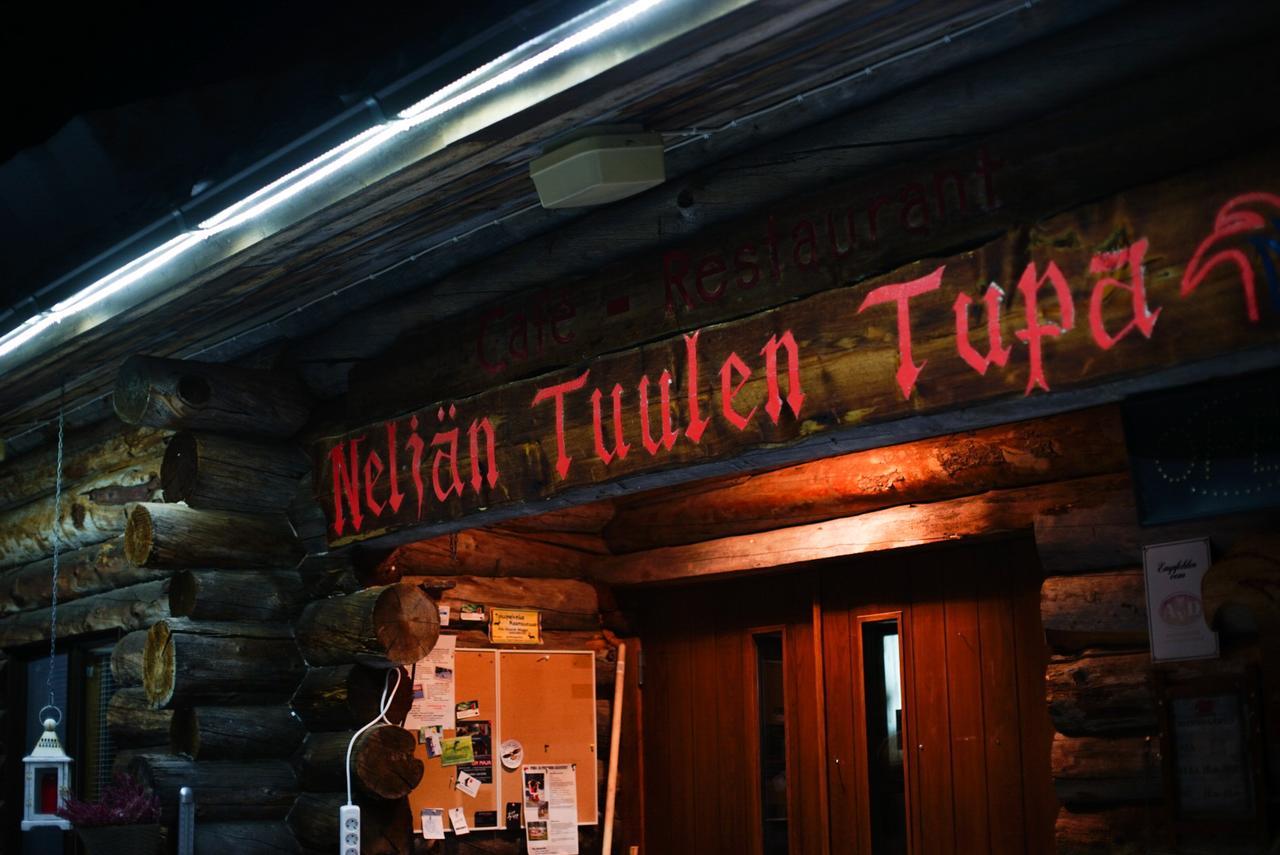 Bed and Breakfast Neljaen Tuulen Tupa Кааманен Экстерьер фото